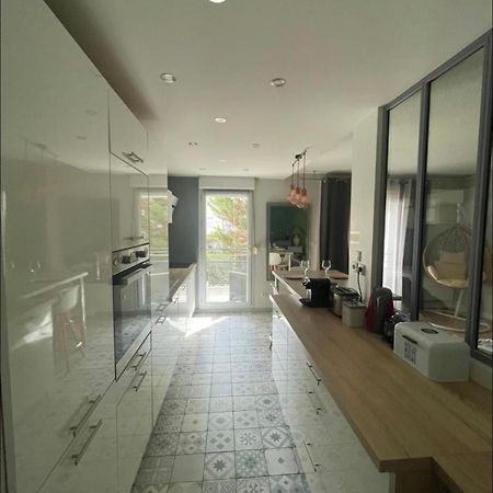 ליון Appartement De 68M2 Avec Garage Et Climatisation מראה חיצוני תמונה